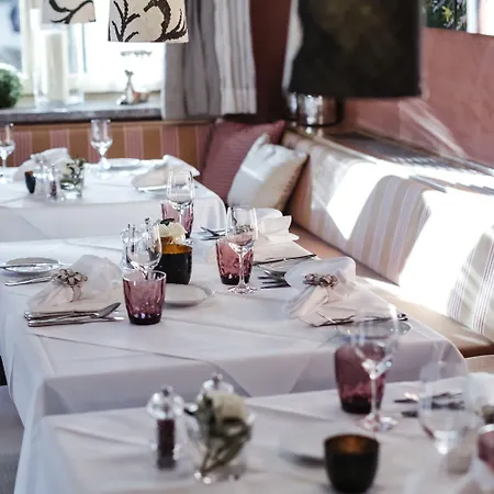 Staudacherhof In I Blick Aufs Zugspitzmassiv I Einzigartige Bayurvida Kueche Hotel 4*