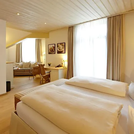 Staudacherhof In I Blick Aufs Zugspitzmassiv I Einzigartige Bayurvida Kueche Garmisch-Partenkirchen