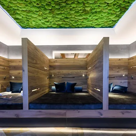 Otel Staudacherhof In I Blick Aufs Zugspitzmassiv I Einzigartige Bayurvida Kueche