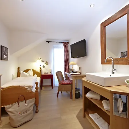 Staudacherhof In I Blick Aufs Zugspitzmassiv I Einzigartige Bayurvida Kueche Готель 4*