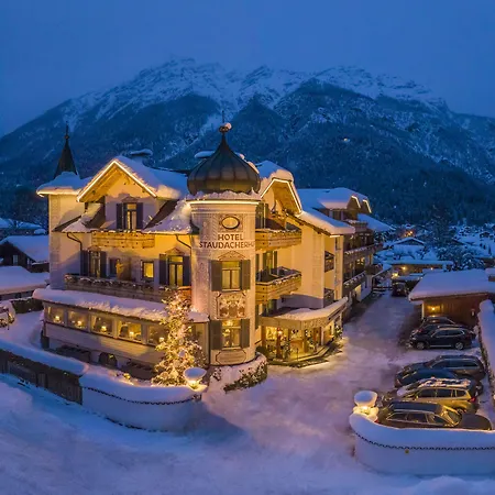 Staudacherhof In I Blick Aufs Zugspitzmassiv I Einzigartige Bayurvida Küche 4* Garmisch-Partenkirchen