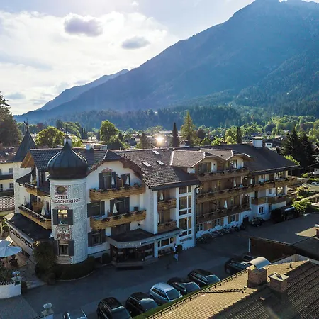 Hotel Staudacherhof In I Blick Aufs Zugspitzmassiv I Einzigartige Bayurvida Kueche