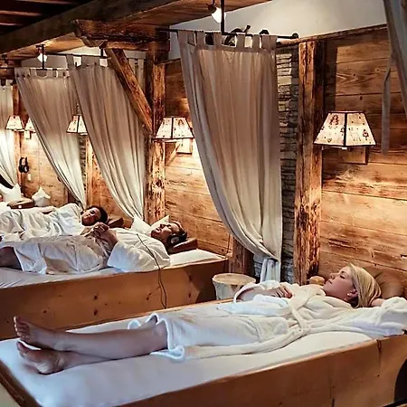 Staudacherhof In I Blick Aufs Zugspitzmassiv I Einzigartige Bayurvida Kueche 4*