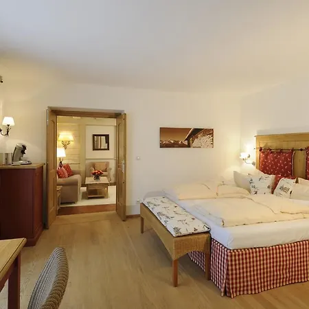 Staudacherhof In I Blick Aufs Zugspitzmassiv I Einzigartige Bayurvida Kueche Hotel