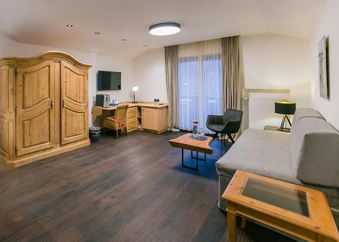 Staudacherhof In I Blick Aufs Zugspitzmassiv I Einzigartige Bayurvida Kueche Гарміш-Партенкірхен