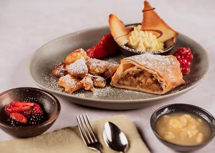 Staudacherhof In I Blick Aufs Zugspitzmassiv I Einzigartige Bayurvida Kueche Otel 4*