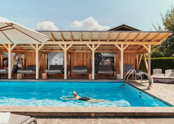 Staudacherhof In I Blick Aufs Zugspitzmassiv I Einzigartige Bayurvida Kueche Готель Гарміш-Партенкірхен