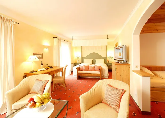 Staudacherhof In I Blick Aufs Zugspitzmassiv I Einzigartige Bayurvida Kueche جارمش بارتنكيرشن