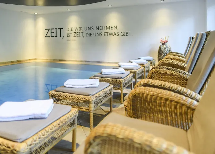 Staudacherhof In I Blick Aufs Zugspitzmassiv I Einzigartige Bayurvida Kueche 4*