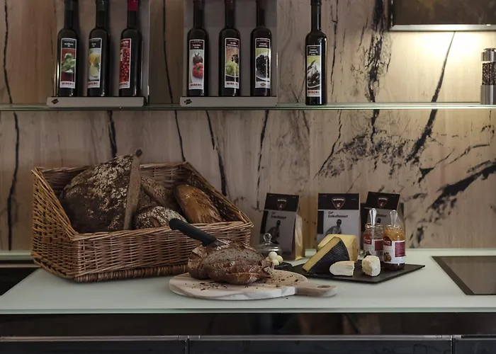 Staudacherhof In I Blick Aufs Zugspitzmassiv I Einzigartige Bayurvida Kueche Otel Garmisch-Partenkirchen