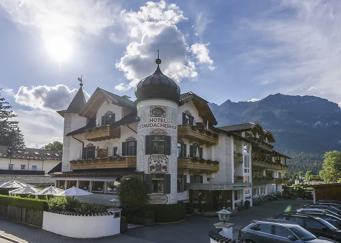 Staudacherhof In I Blick Aufs Zugspitzmassiv I Einzigartige Bayurvida Kueche Otel 4*