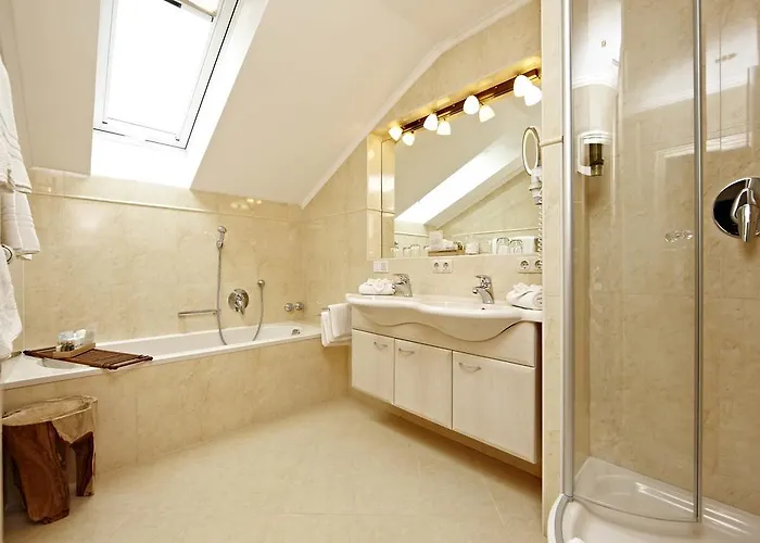 فندق Staudacherhof In I Blick Aufs Zugspitzmassiv I Einzigartige Bayurvida Kueche 4*